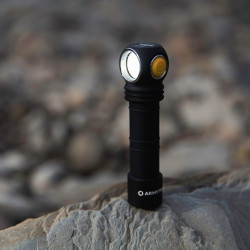 Фонарь Armytek Wizard C2 Pro Magnet USB Фонарь Armytek Wizard C2 Pro Magnet USB