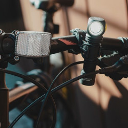 Фонарь Armytek Wizard C2 Pro Magnet USB Фонарь Armytek Wizard C2 Pro Magnet USB